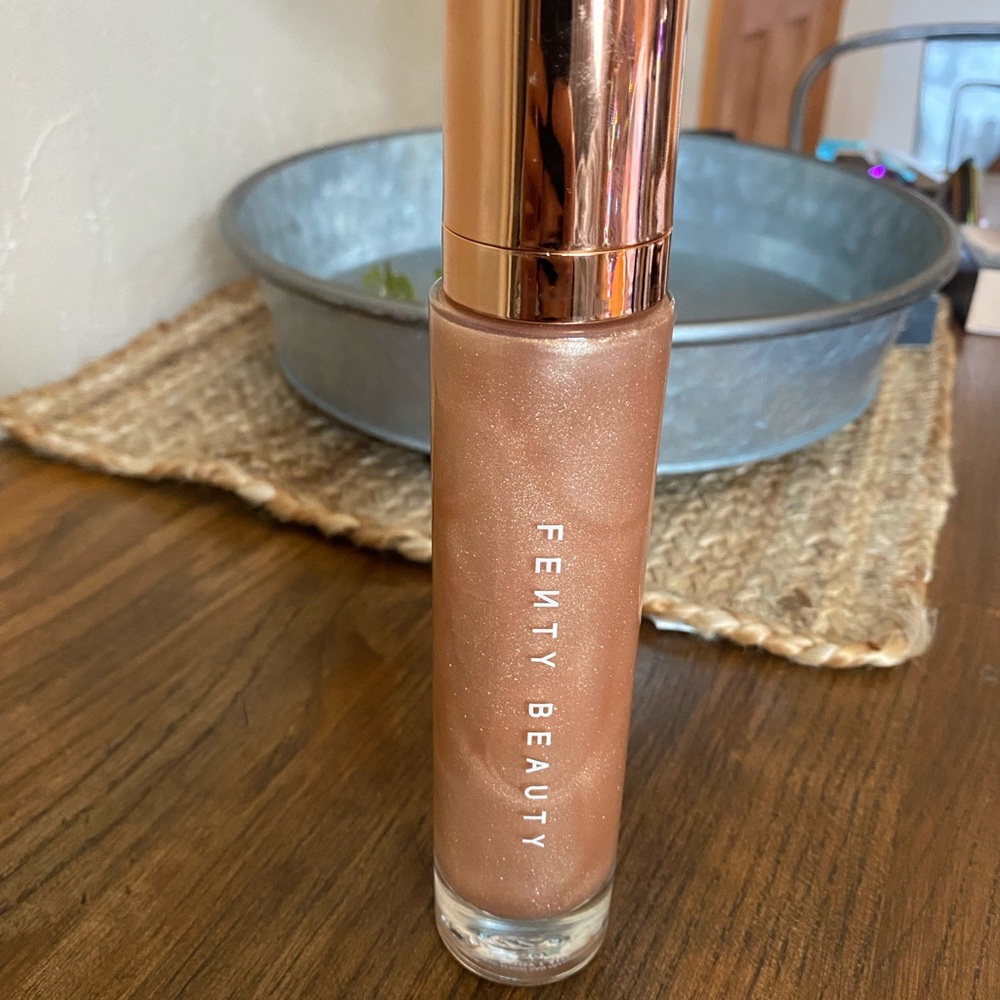 Fenty Body Lava